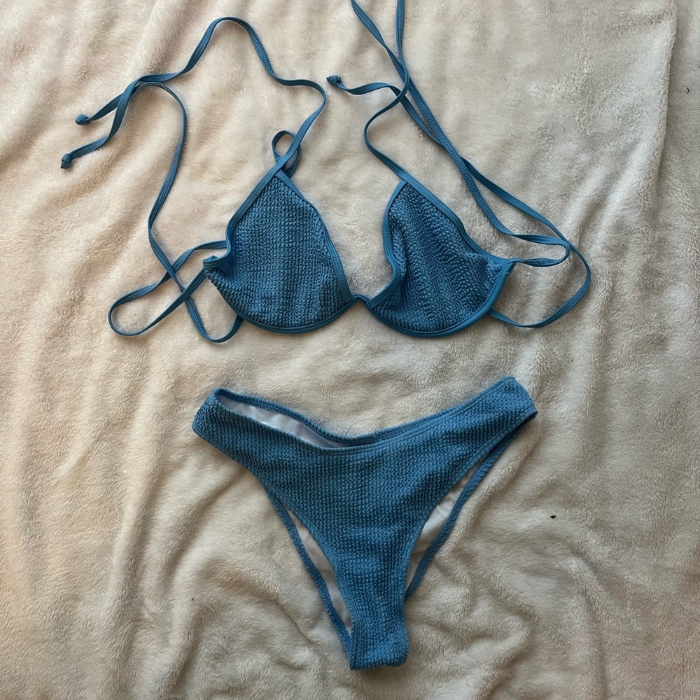 swimsuit set